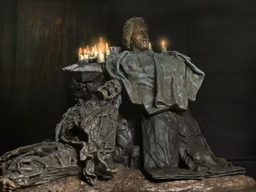 Friday the 13th: The Game Pamela Shrine Diorama