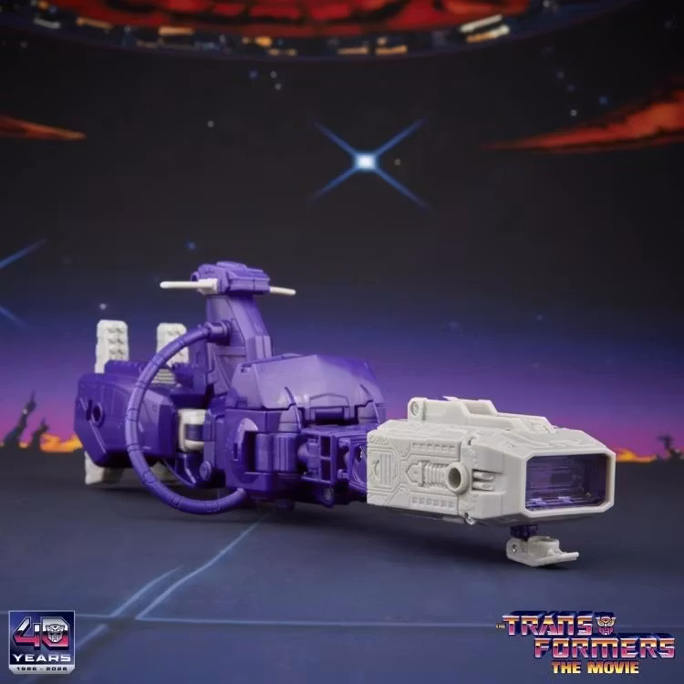 The Transformers: The Movie Studio Series 86 Voyager Class Shockwave Action Figure