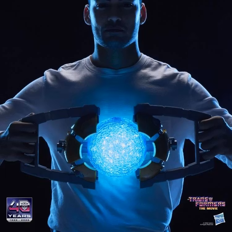 The Transformers: The Movie Studio Series The Matrix of Leadership