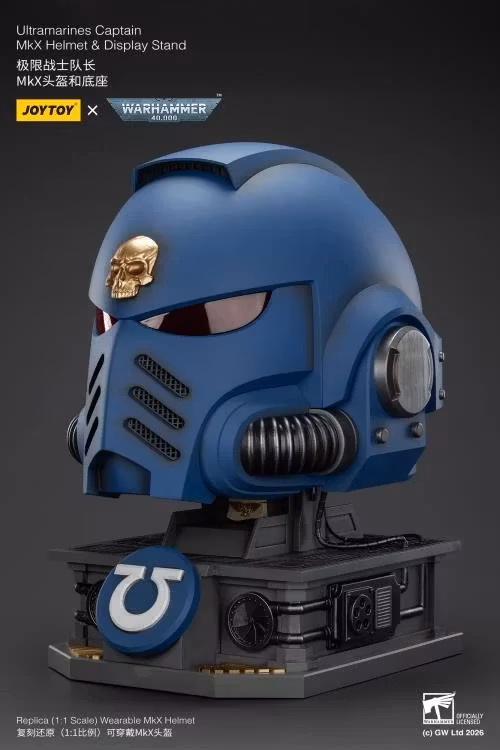 Warhammer 40,000 Ultramarines Captain Mk.X 1/1 Scale Helmet Replica with Display Stand