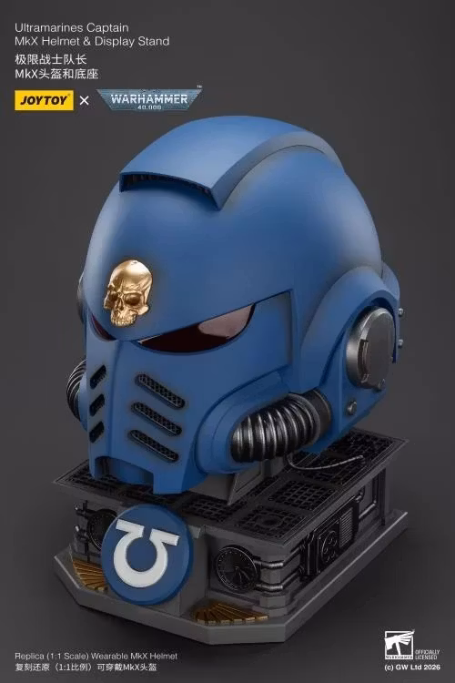 Warhammer 40,000 Ultramarines Captain Mk.X 1/1 Scale Helmet Replica with Display Stand