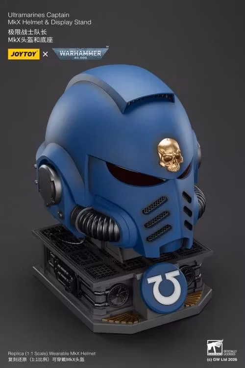 Warhammer 40,000 Ultramarines Captain Mk.X 1/1 Scale Helmet Replica with Display Stand