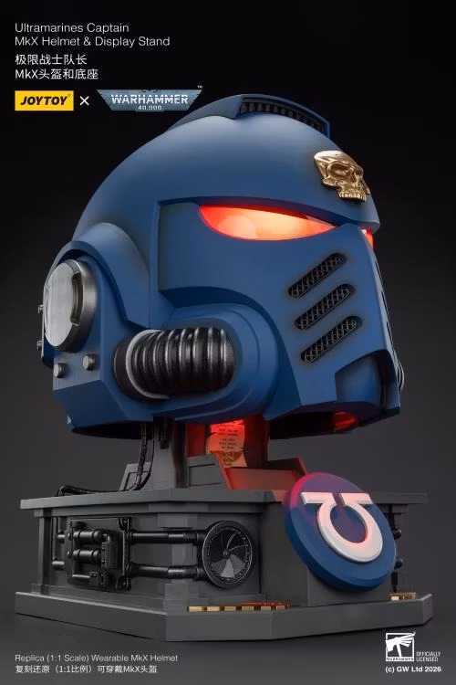 Warhammer 40,000 Ultramarines Captain Mk.X 1/1 Scale Helmet Replica with Display Stand