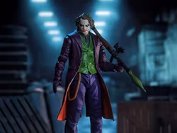 The Dark Knight DC Multiverse The Joker (Deluxe Theatrical Edition) Action Figure