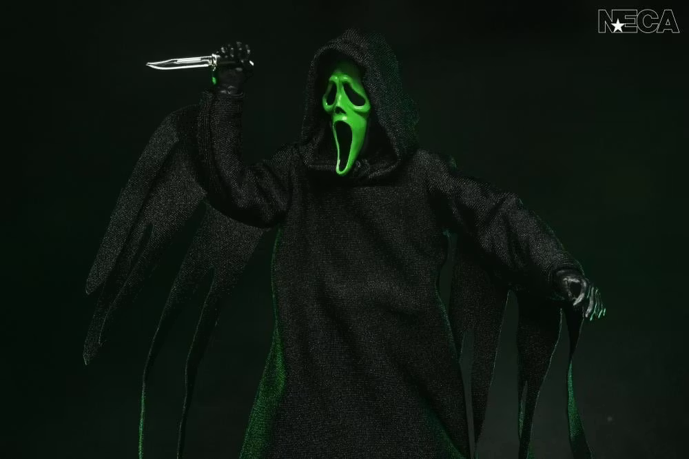 Ghost Face Returns Ultimate Ghost Face Action Figure