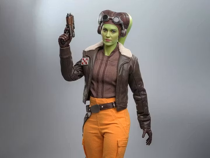 Star Wars: Ahsoka TMS113 Hera Syndulla 1/6th Scale Collectible Figure