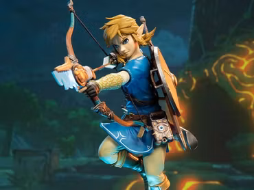 The Legend of Zelda: Breath of the Wild Link Statue Collector's Edition