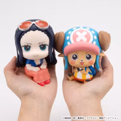 One Piece Look Up Series Nico Robin & Tony Tony Chopper (Excited Ver.) (With Gift)