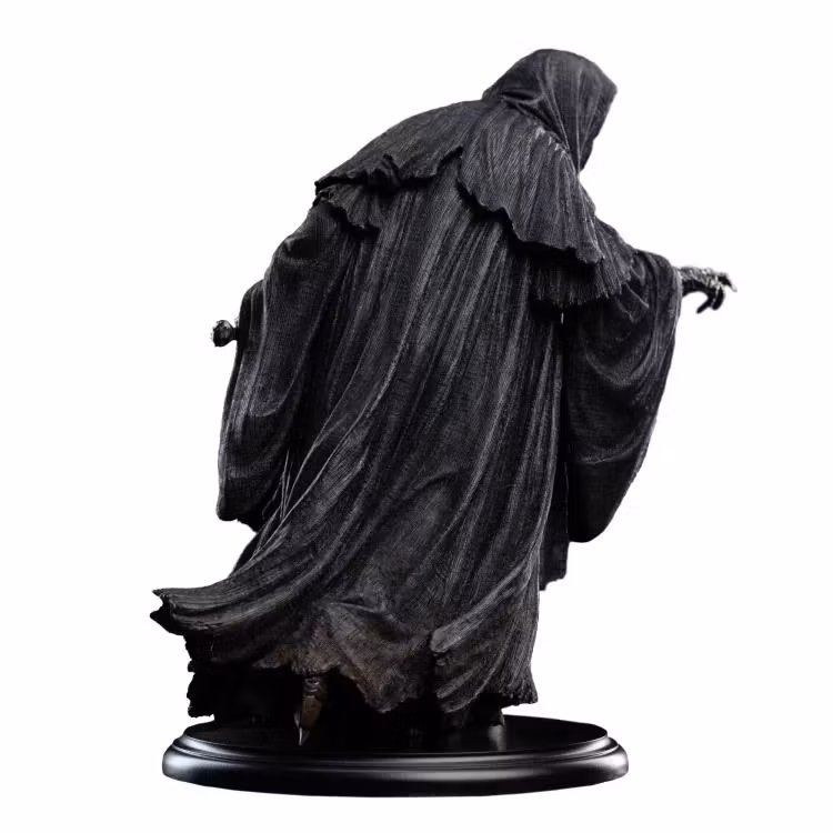 The Lord of the Rings Ringwraith at the Prancing Pony Limited Edition Statue
