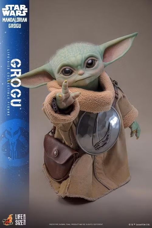 Star Wars: The Mandalorian and Grogu LMS016 Grogu Life-Size Collectible Figure
