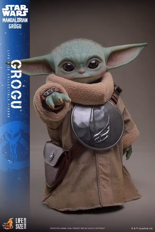 Star Wars: The Mandalorian and Grogu LMS016 Grogu Life-Size Collectible Figure