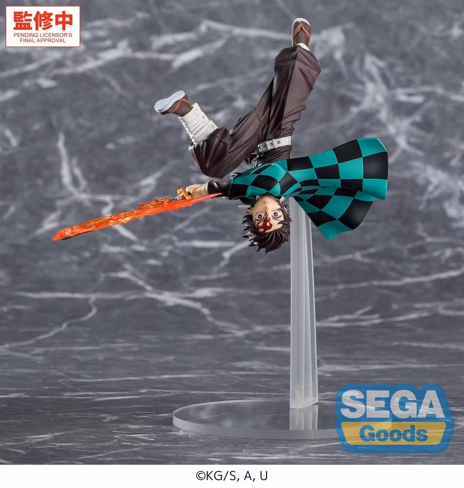 Demon Slayer: Kimetsu no Yaiba Luminasta Tanjiro Kamado (Hinokami Kagura Setting Sun Transformation) Figure