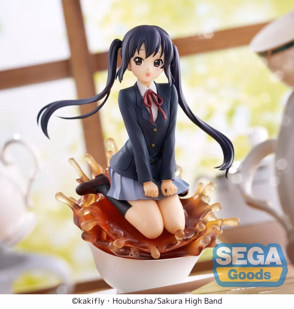 K-On! Luminasta Azusa Nakano Figure