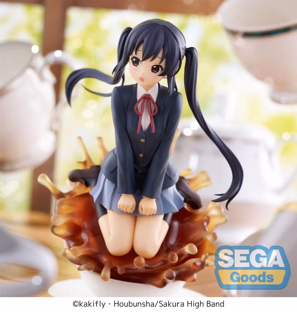 K-On! Luminasta Azusa Nakano Figure