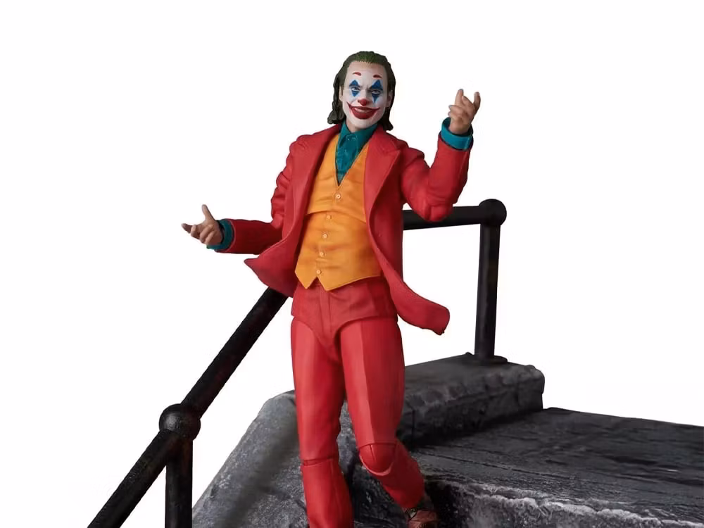 Joker MAFEX No.309 The Joker Action Figure