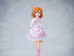 Love Live! School Idol Project KD Colle Honoka Kosaka (Bokutachi wa Hitotsu no Hikari Ver.) Figure