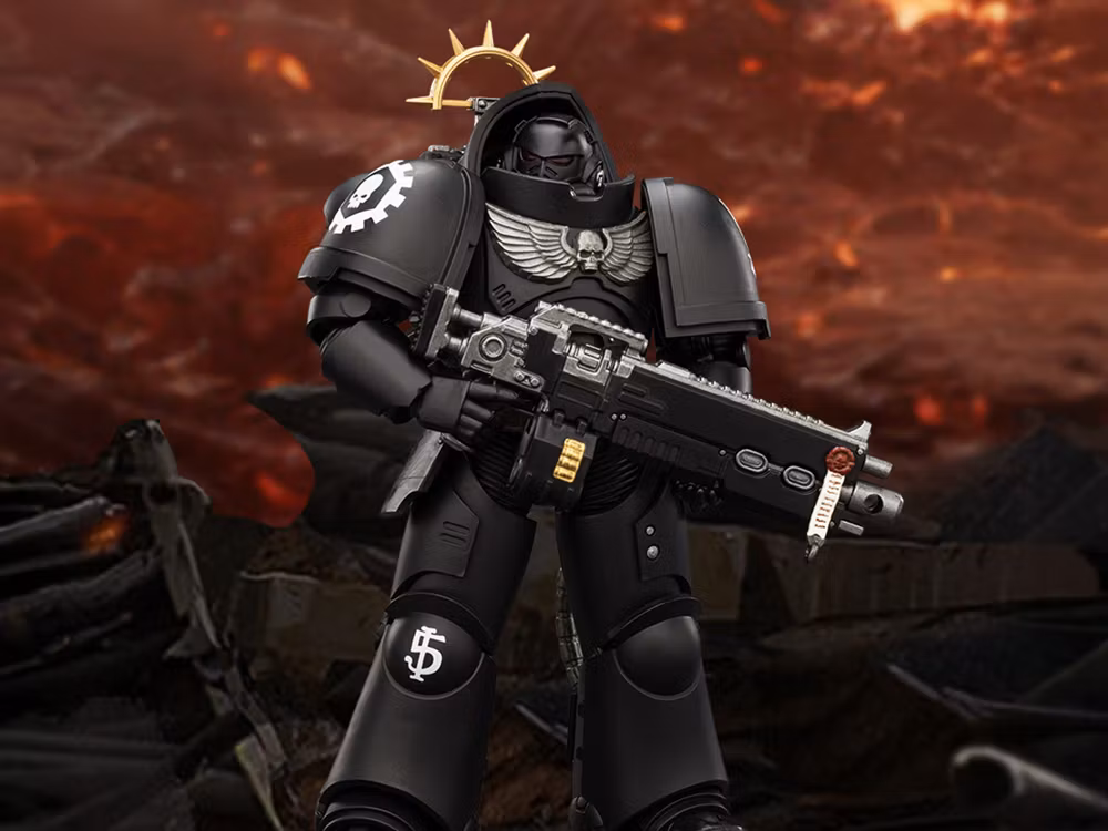 Warhammer 40,000: Space Marine 2 Iron Hands Heavy Intercessor with Heavy Bolt Rifle and Bolt Pistol (Game Edition) 1/18 Scale Action Figure