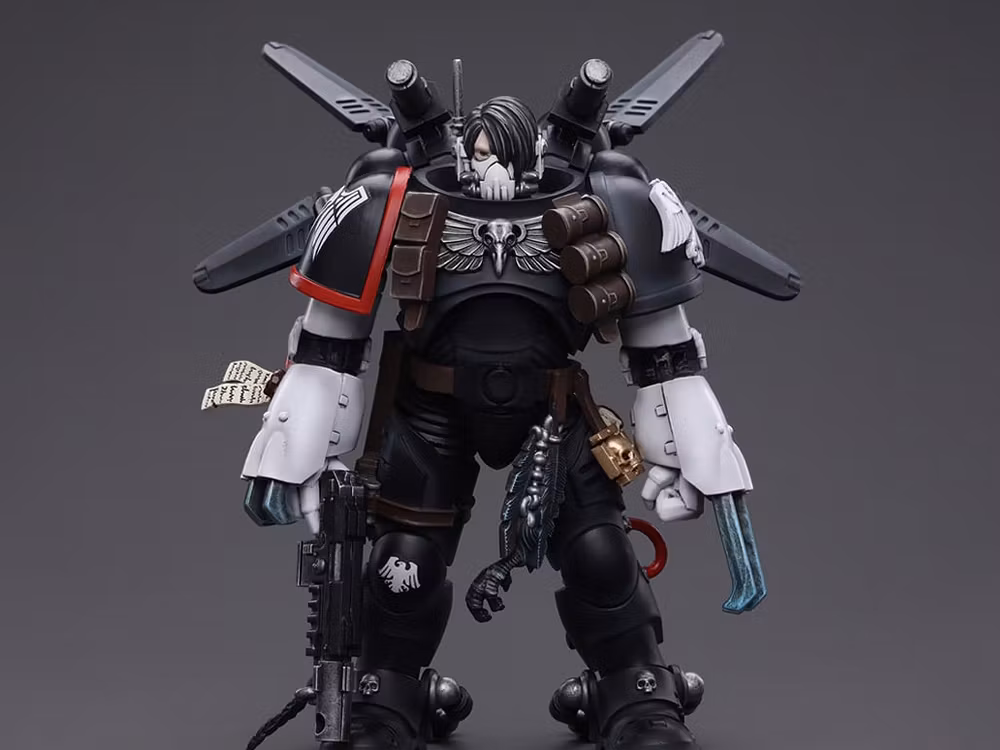 Warhammer 40K Raven Guard Chapter Master Kayvaan Shrike 1/18 Scale Action Figure