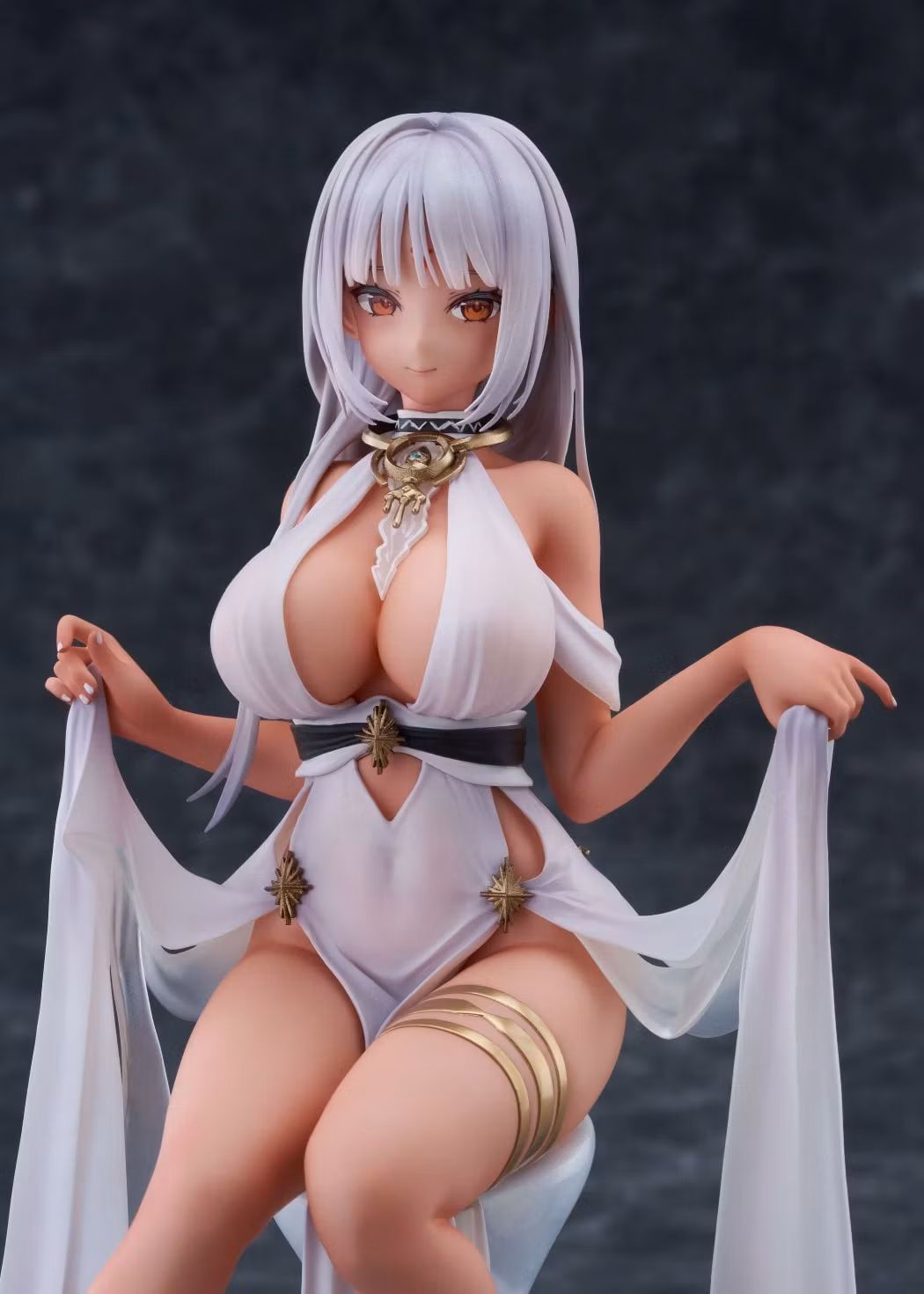 Azur Lane Massachusetts (Dressed to Impress Ver. Limited Edition) 1/7 Scale Figure