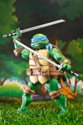 Teenage Mutant Ninja Turtles x Usagi Yojimbo Ultimate Leonardo Action Figure