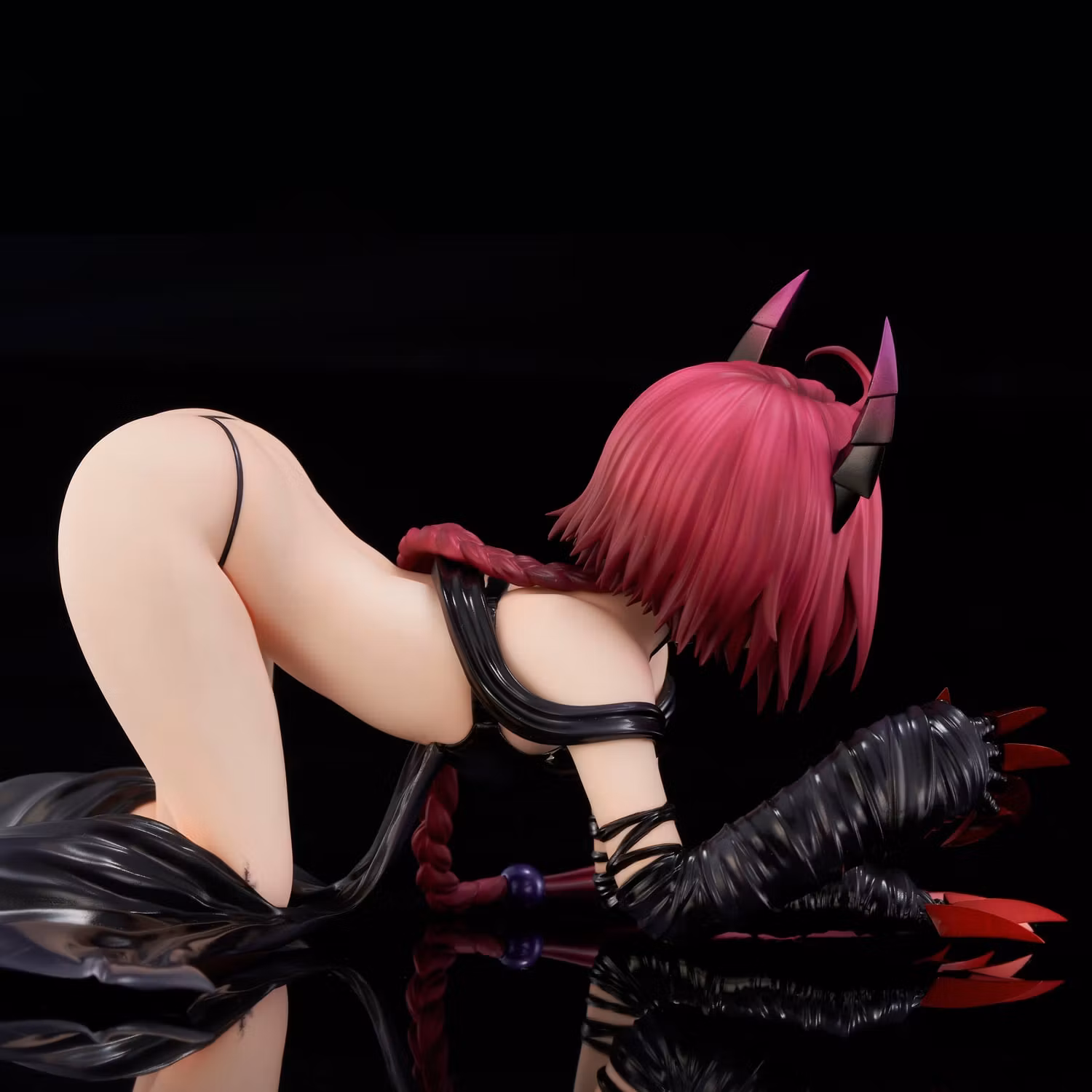 To Love-Ru Darkness Mea Kurosaki (Renewal Package Darkness Ver.) 1/6 Scale Figure