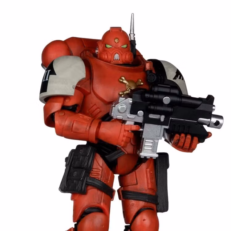 Warhammer 40,000: Dawn of War IV Blood Ravens Infiltrator Action Figure