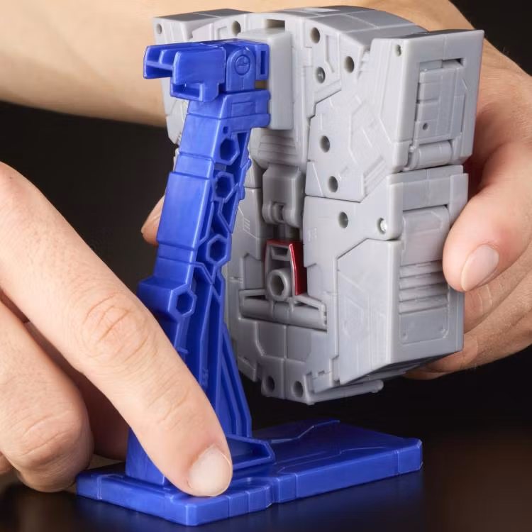 Transformers Icons Autobot Optimus Prime Action Figure