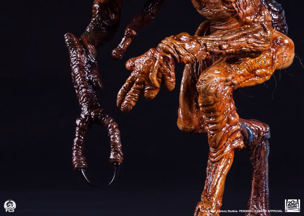 The Fly (1986) 1/4 Scale Statue