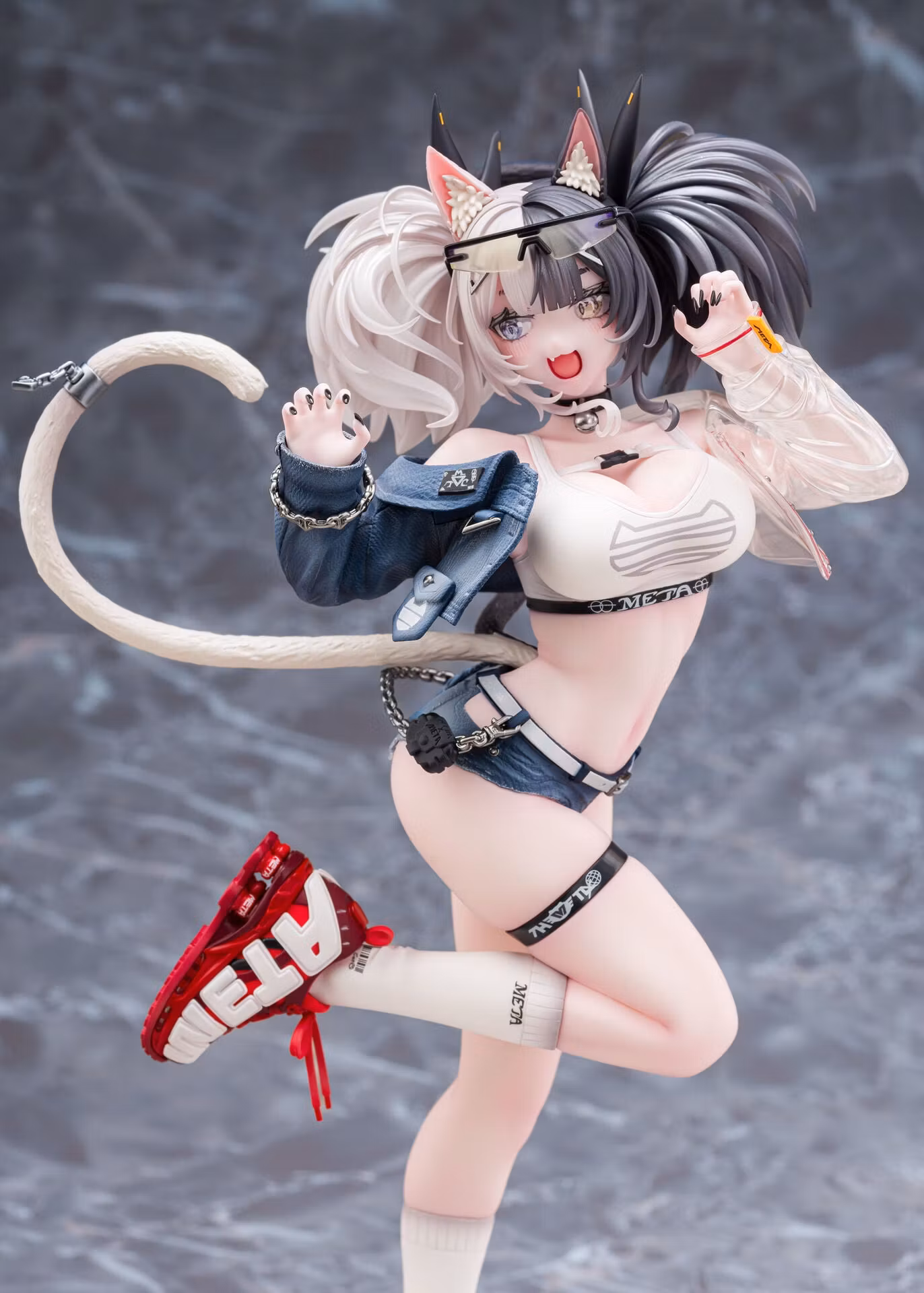 Neko Metal Illustration Melterna Girl: Metako 1/7 Scale Figure