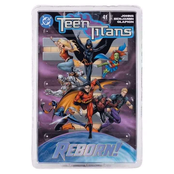 DC Direct Page Punchers Action Figure Miss Martian (Teen Titans #41) (Red Platinum Edition)