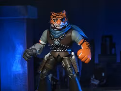 Teenage Mutant Ninja Turtles (2012) Ultimate Tiger Claw Action Figure