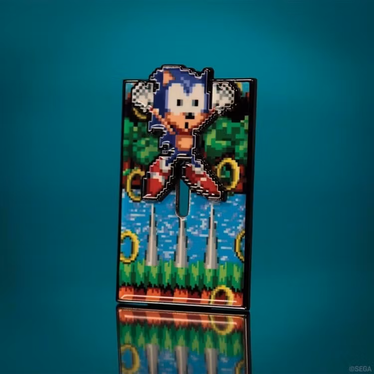 Sonic the Hedgehog Limited Edition Moving Pin Badge