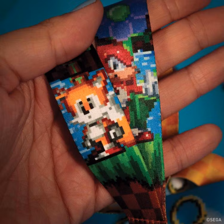 Sonic the Hedgehog Lanyard and Pin Badge Set