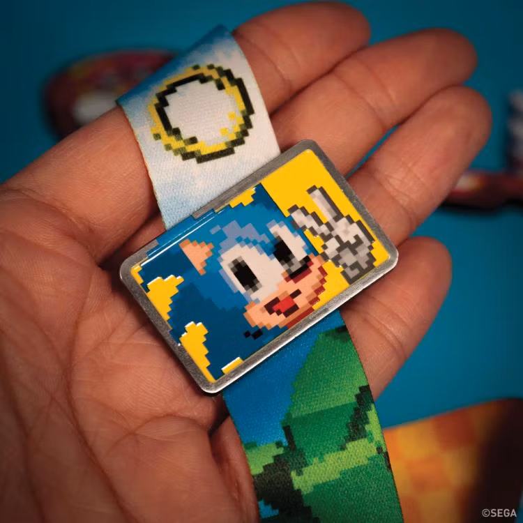 Sonic the Hedgehog Lanyard and Pin Badge Set