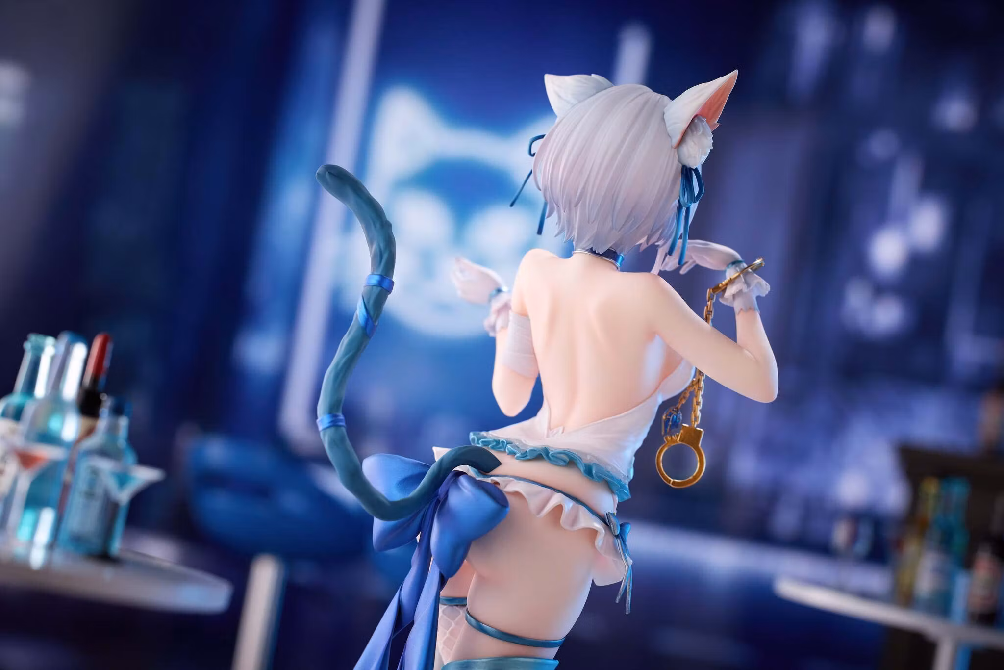 Fernemo Illustration Shibarare Neko Putika-chan 1/7 Scale Figure