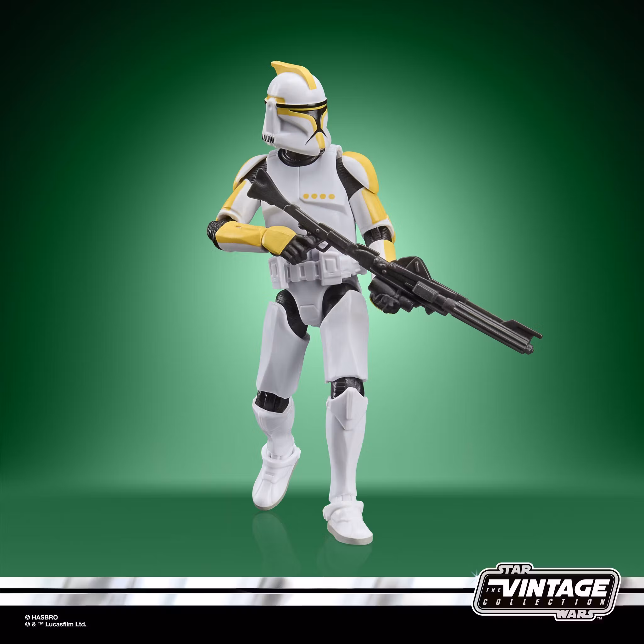Star Wars: The Vintage Collection Clone Trooper Commander (Attack of the Clones) Action Figure