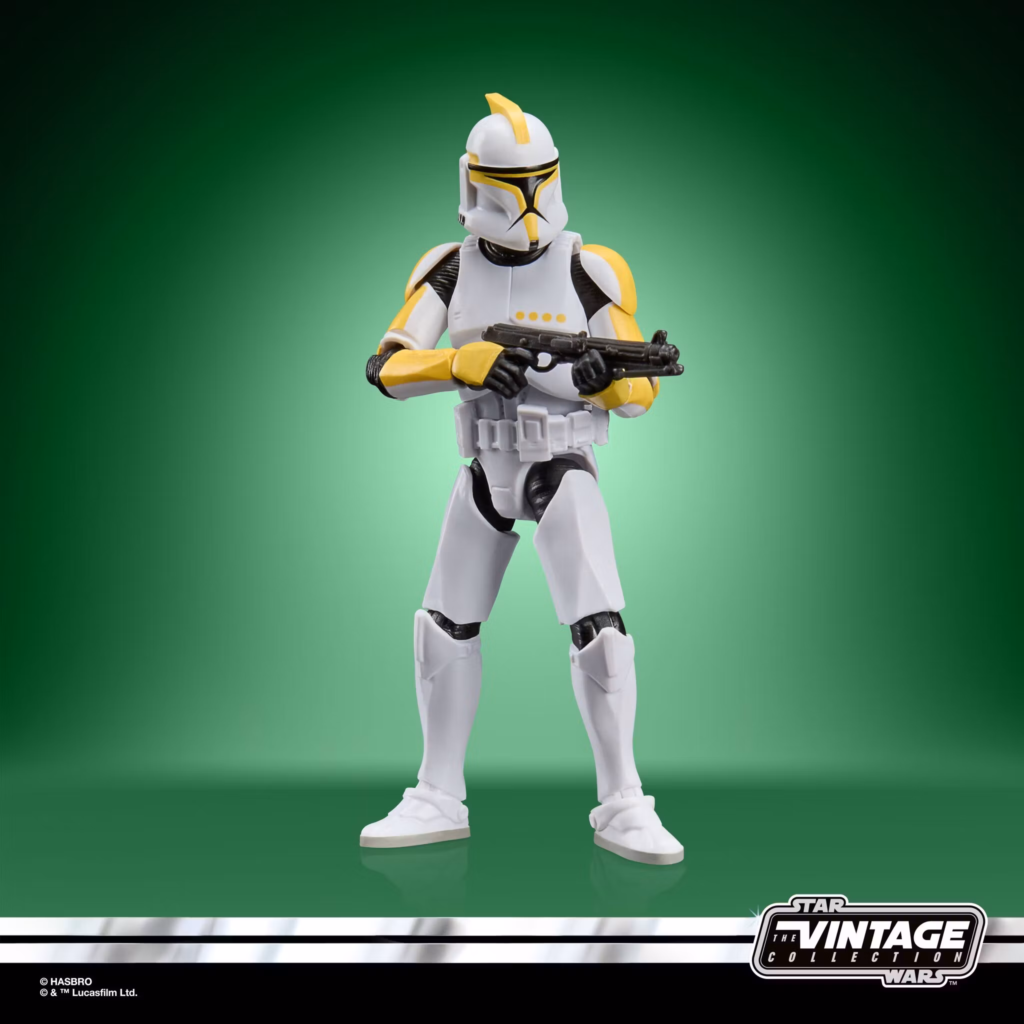 Star Wars: The Vintage Collection Clone Trooper Commander (Attack of the Clones) Action Figure