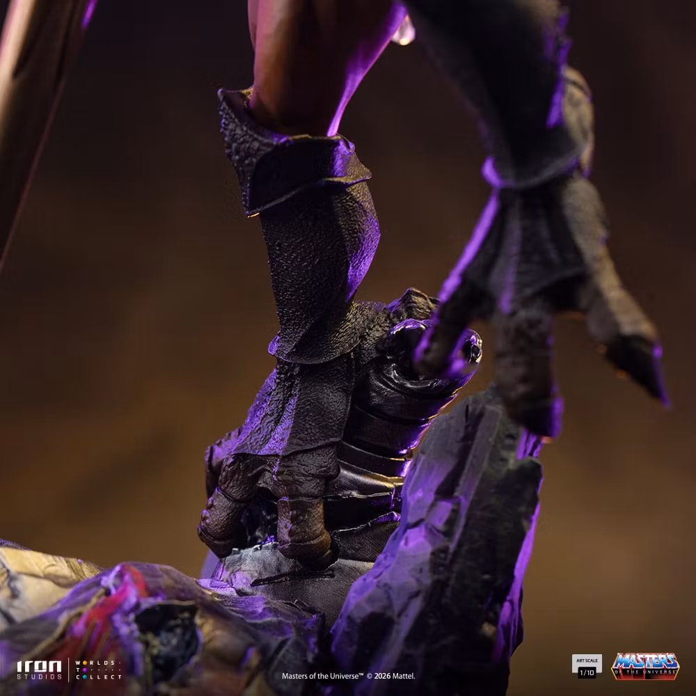 Masters of the Universe Buzz-Off 1/10 Art Scale Statue