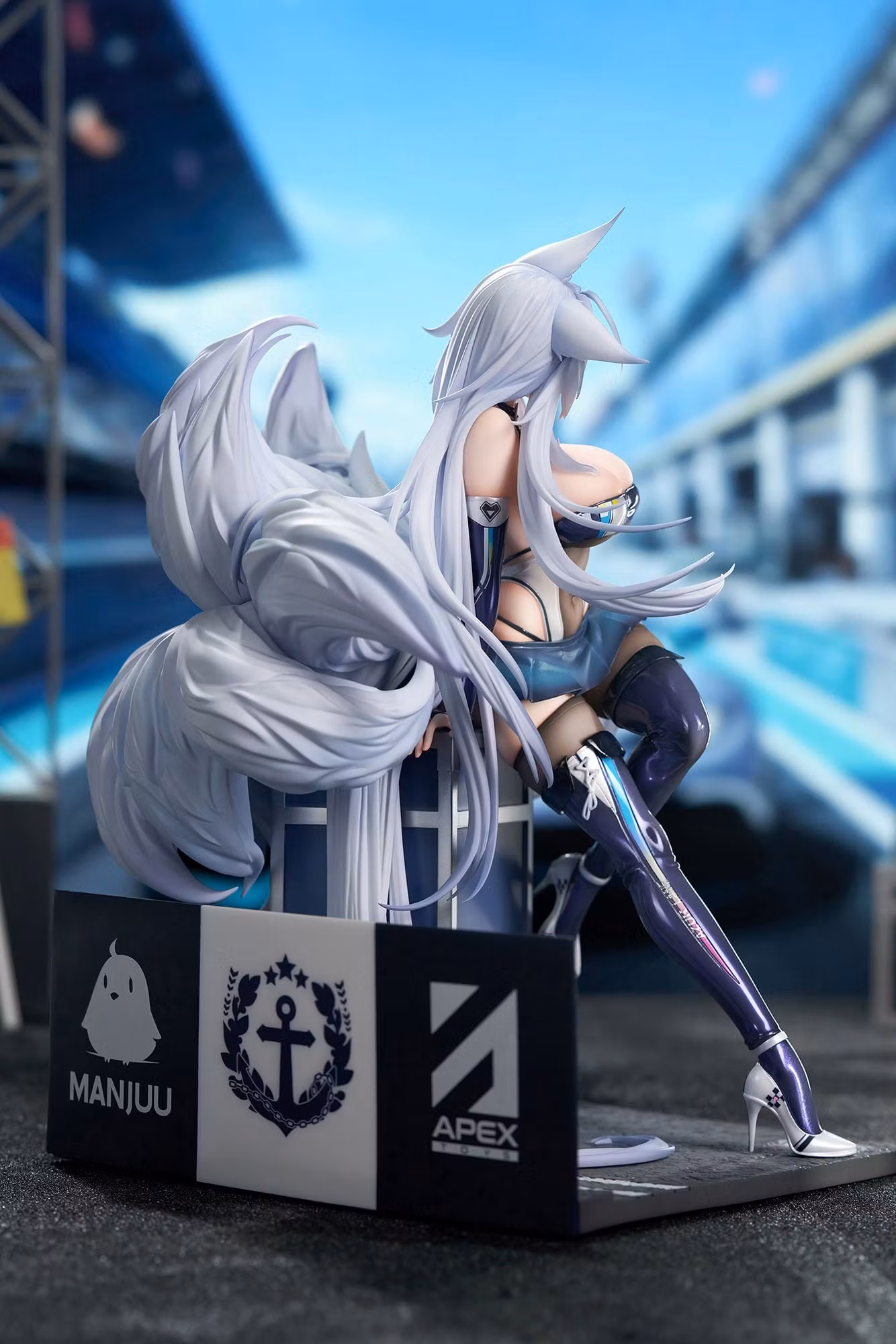 Azur Lane Shinano (Moonlit Chrome) 1/7 Scale Figure (With Bonus)