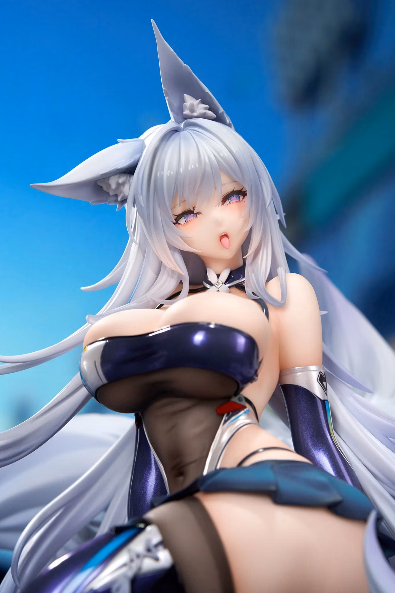 Azur Lane Shinano (Moonlit Chrome) 1/7 Scale Figure with Display Box (With Bonus)