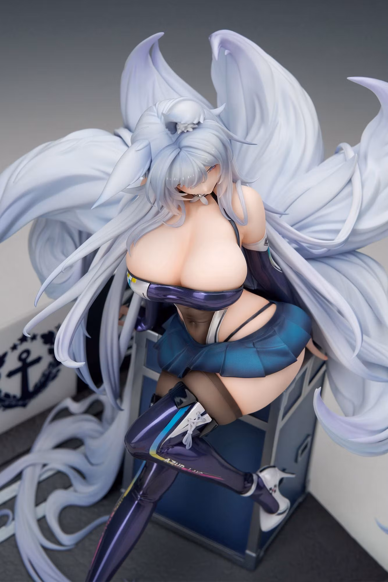 Azur Lane Shinano (Moonlit Chrome) 1/7 Scale Figure with Display Box (With Bonus)