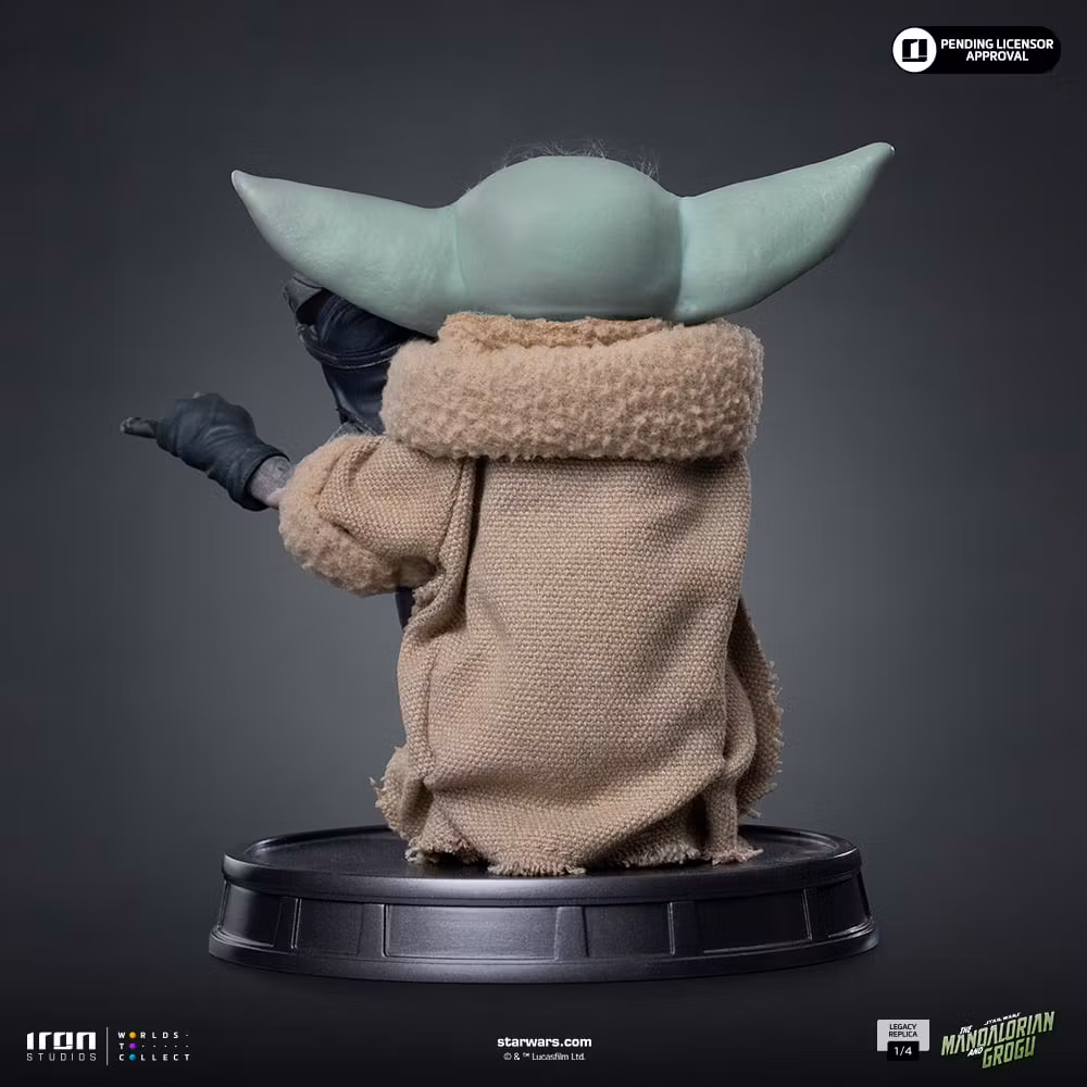 Star Wars: The Mandalorian & Grogu Legacy Replica Grogu No Squeezy 1/4 Scale Statue