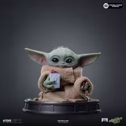 Star Wars: The Mandalorian & Grogu Legacy Replica Grogu Popcorn Time 1/4 Scale Statue