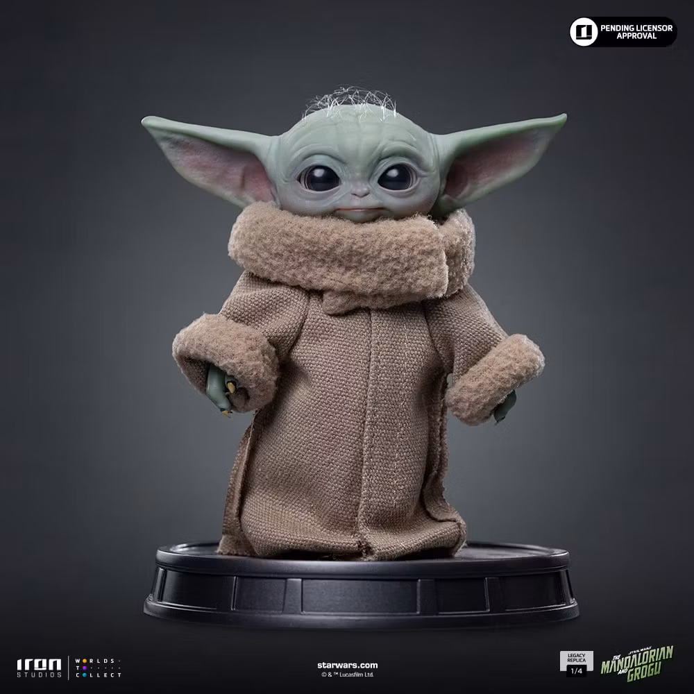 Star Wars: The Mandalorian & Grogu Legacy Replica Grogu Always Curious 1/4 Scale Statue