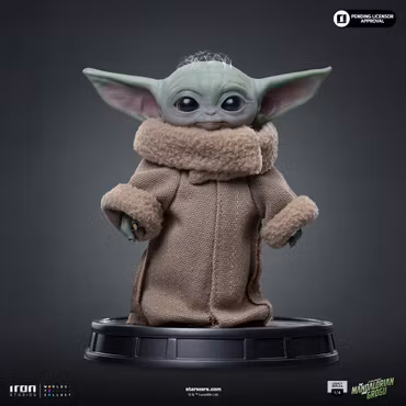 Star Wars: The Mandalorian & Grogu Legacy Replica Grogu Always Curious 1/4 Scale Statue