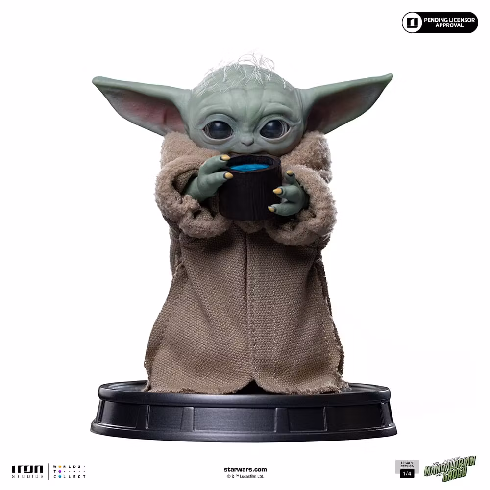 Star Wars: The Mandalorian & Grogu Legacy Replica Grogu Always Hungry 1/4 Scale Statue