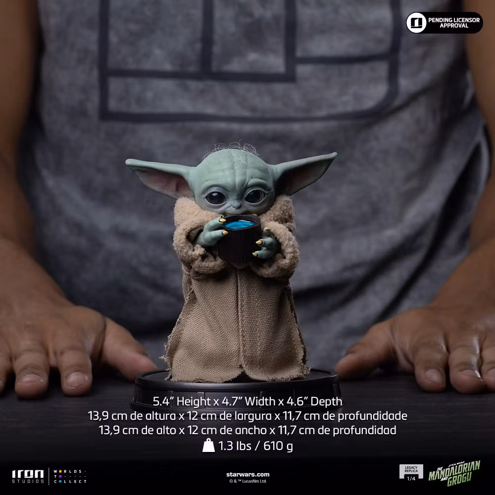 Star Wars: The Mandalorian & Grogu Legacy Replica Grogu Always Hungry 1/4 Scale Statue