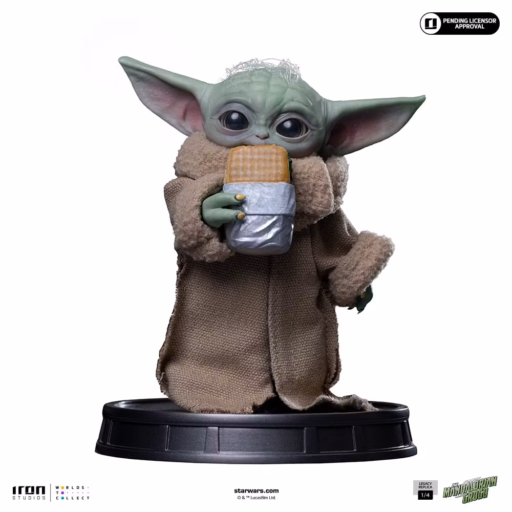 Star Wars: The Mandalorian & Grogu Legacy Replica Grogu Food Cart Snack 1/4 Scale Statue