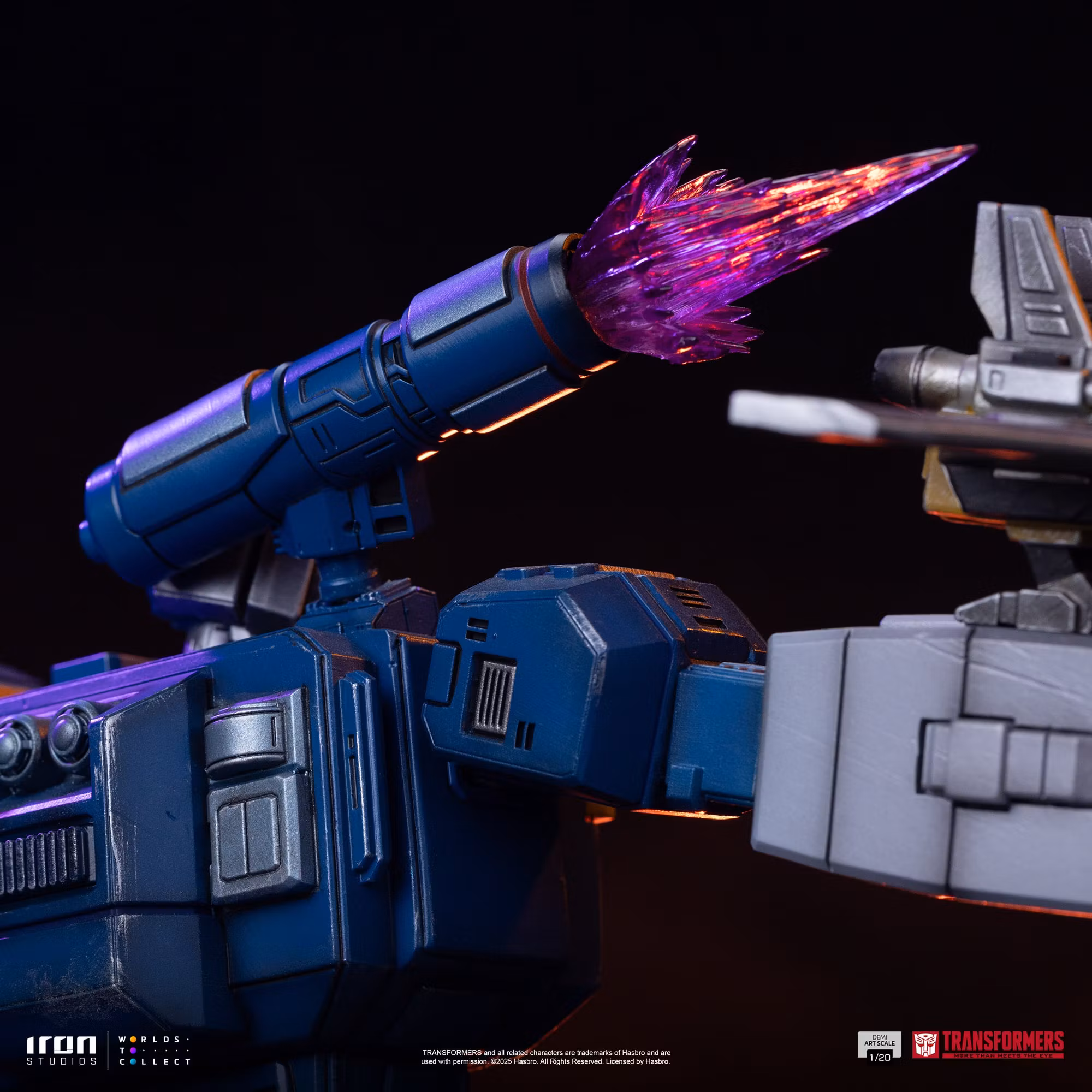 Transformers Soundwave 1/10 Art Scale Statue