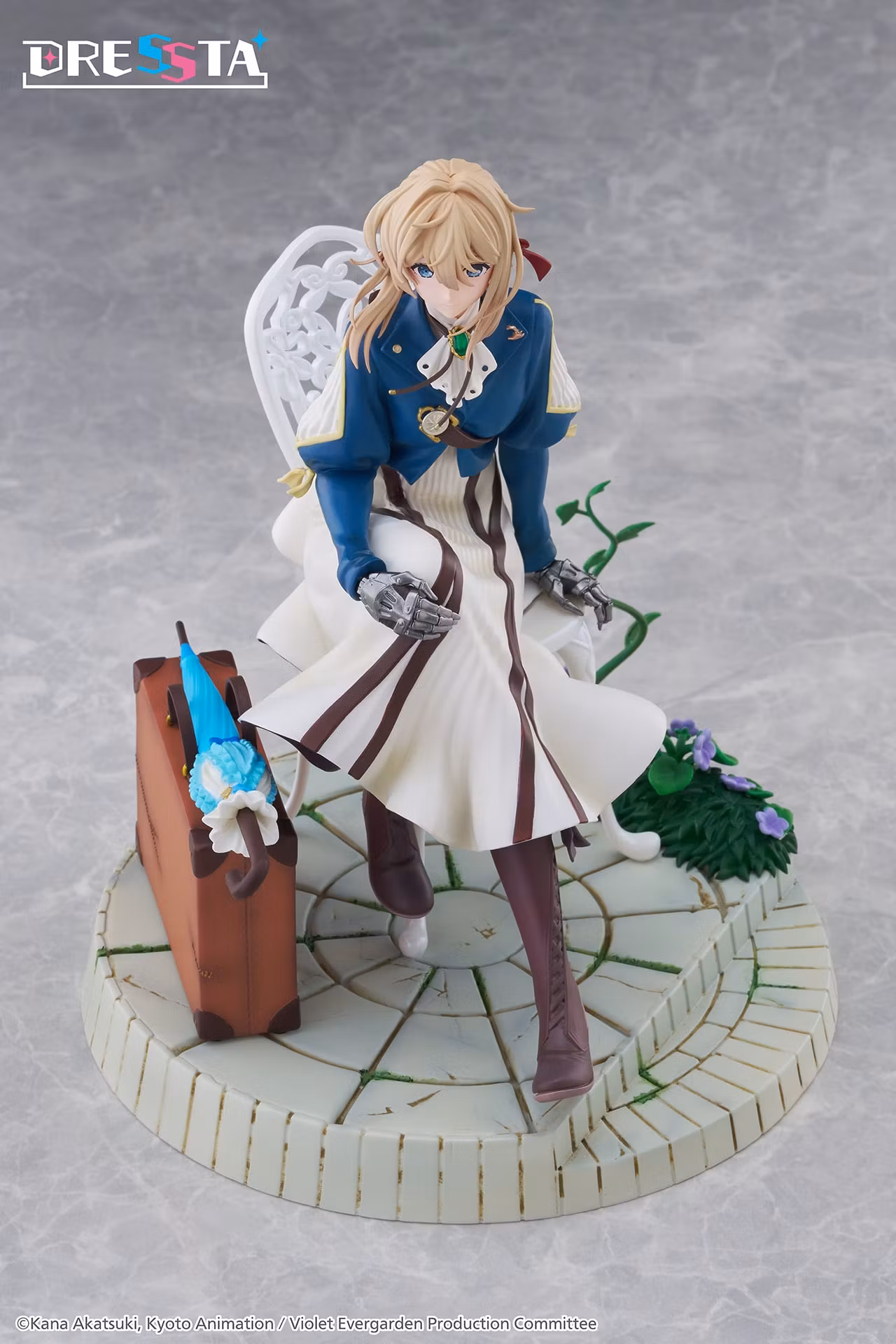 Violet Evergarden Dressta Violet Evergarden Figure